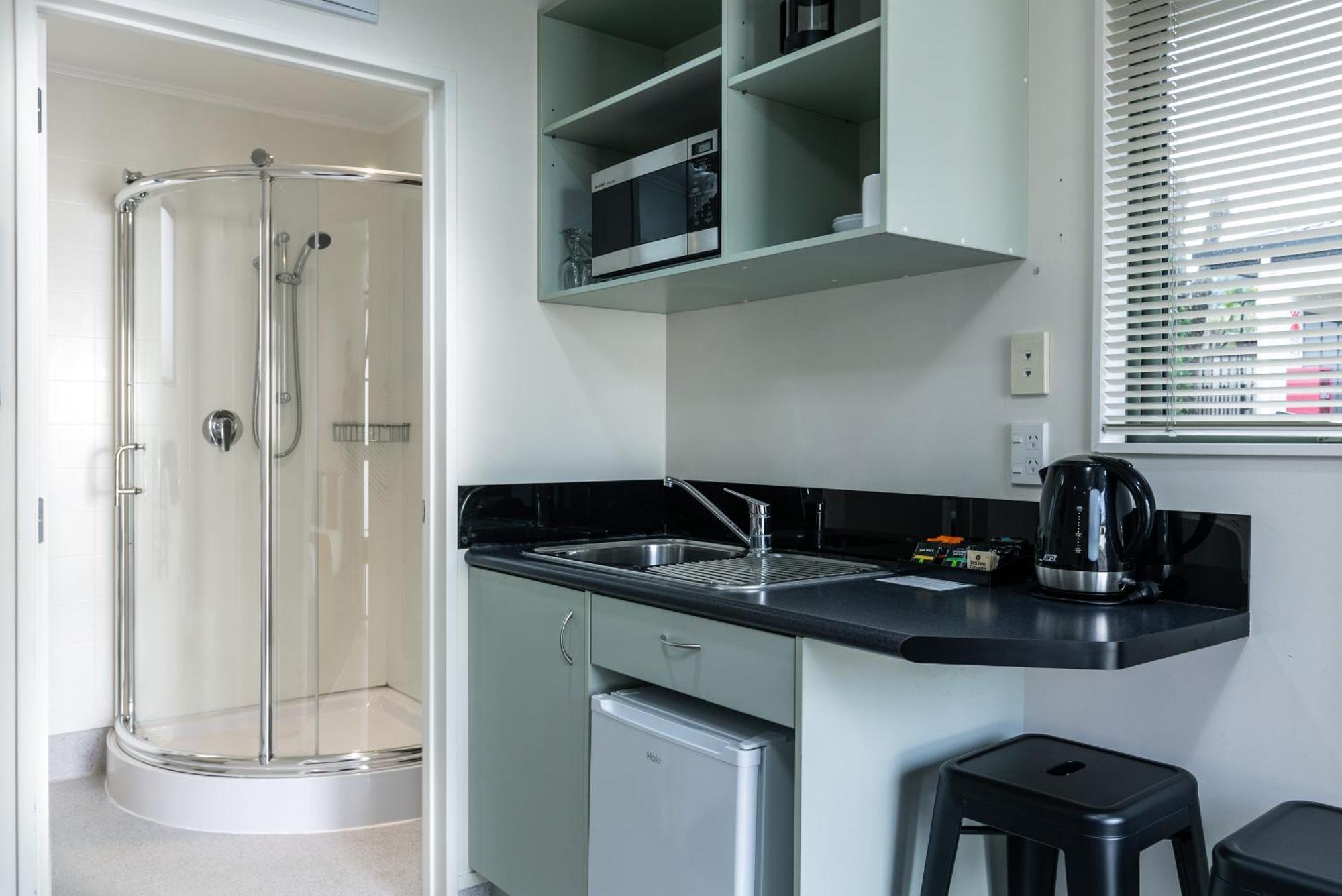 Jasmine Court Motel Пиктон Экстерьер фото