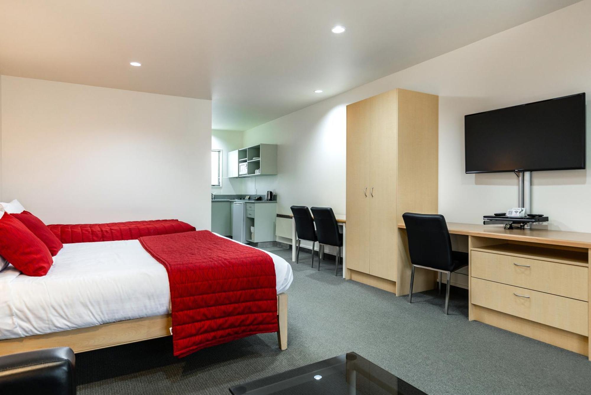 Jasmine Court Motel Пиктон Экстерьер фото