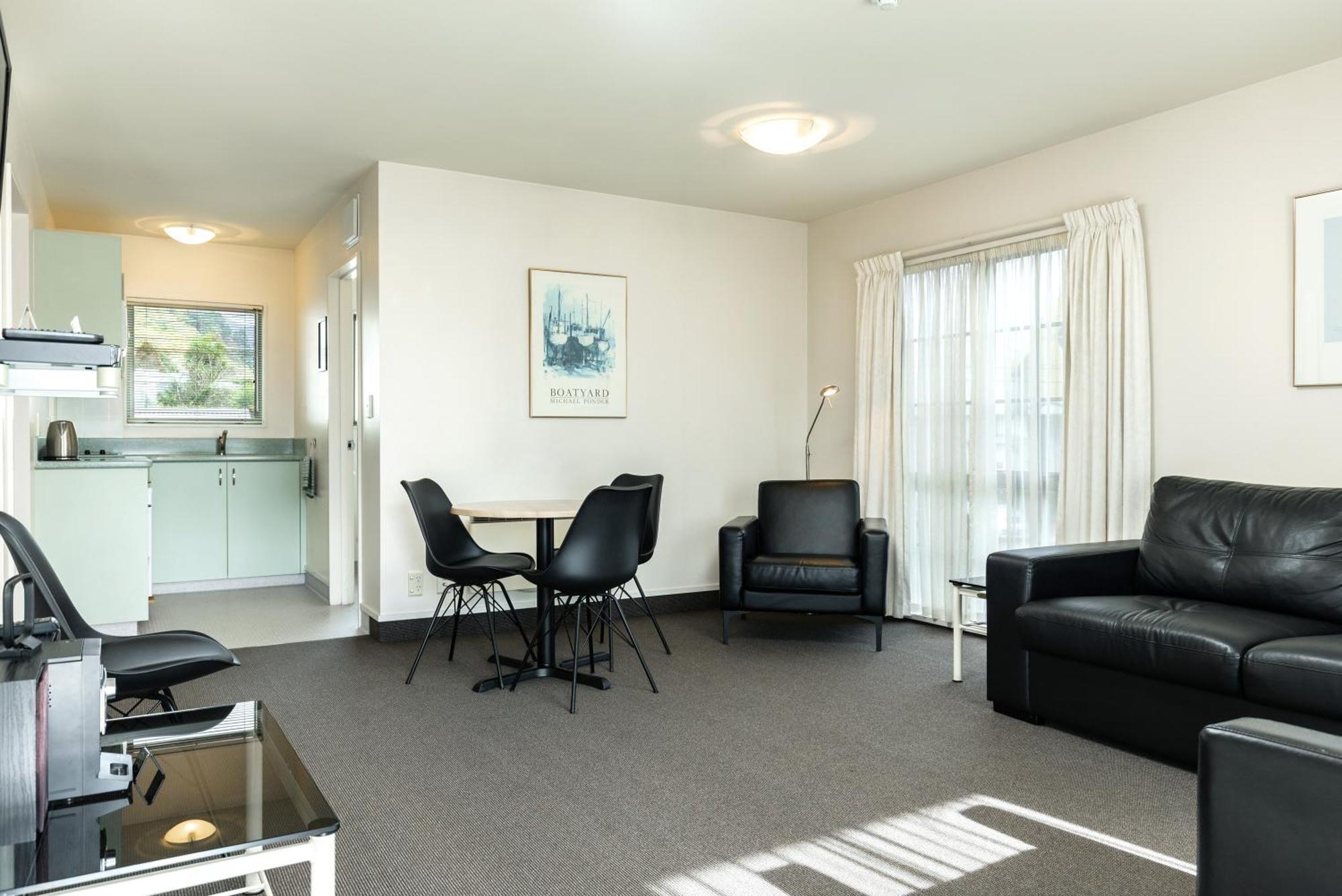Jasmine Court Motel Пиктон Экстерьер фото