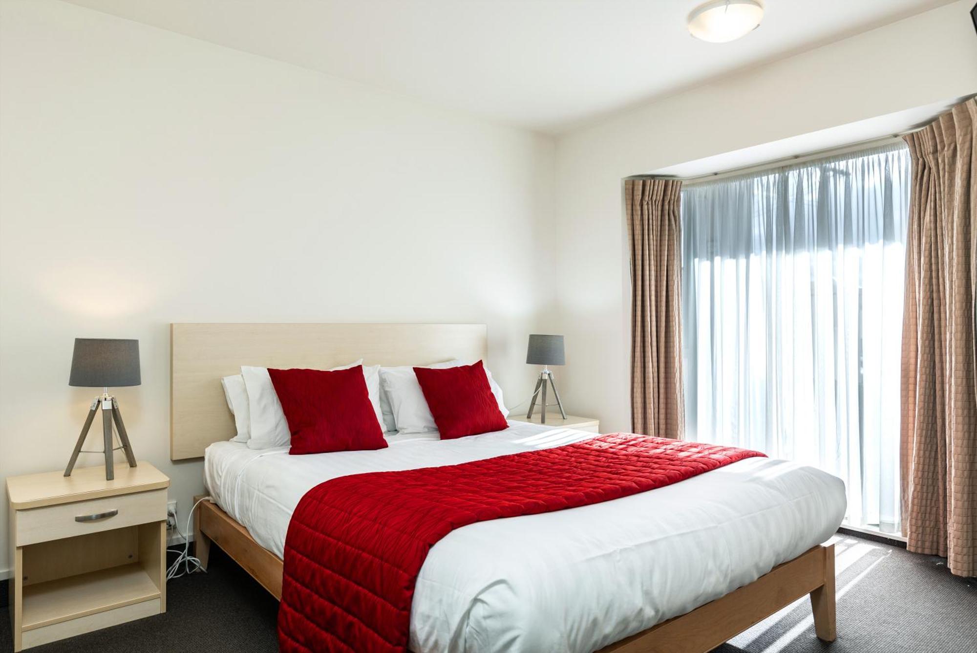 Jasmine Court Motel Пиктон Экстерьер фото