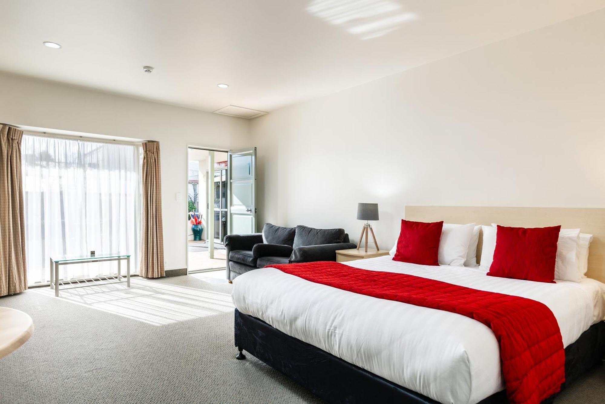 Jasmine Court Motel Пиктон Экстерьер фото