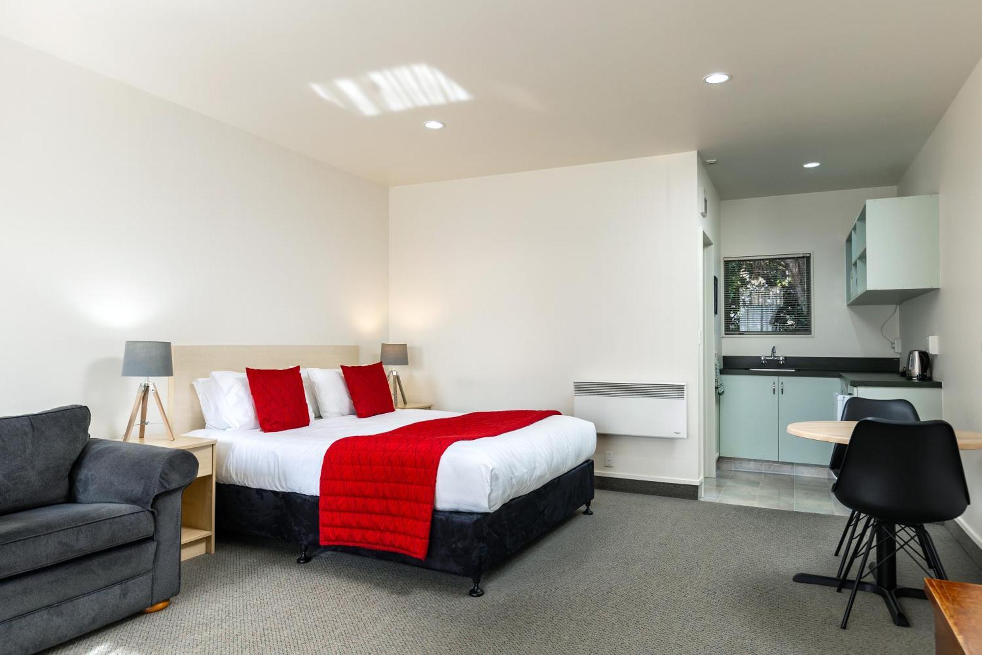 Jasmine Court Motel Пиктон Экстерьер фото